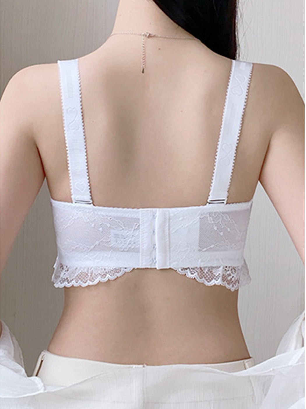Lace Bandeau Style Push-Up Wire-Free Strapless Bra