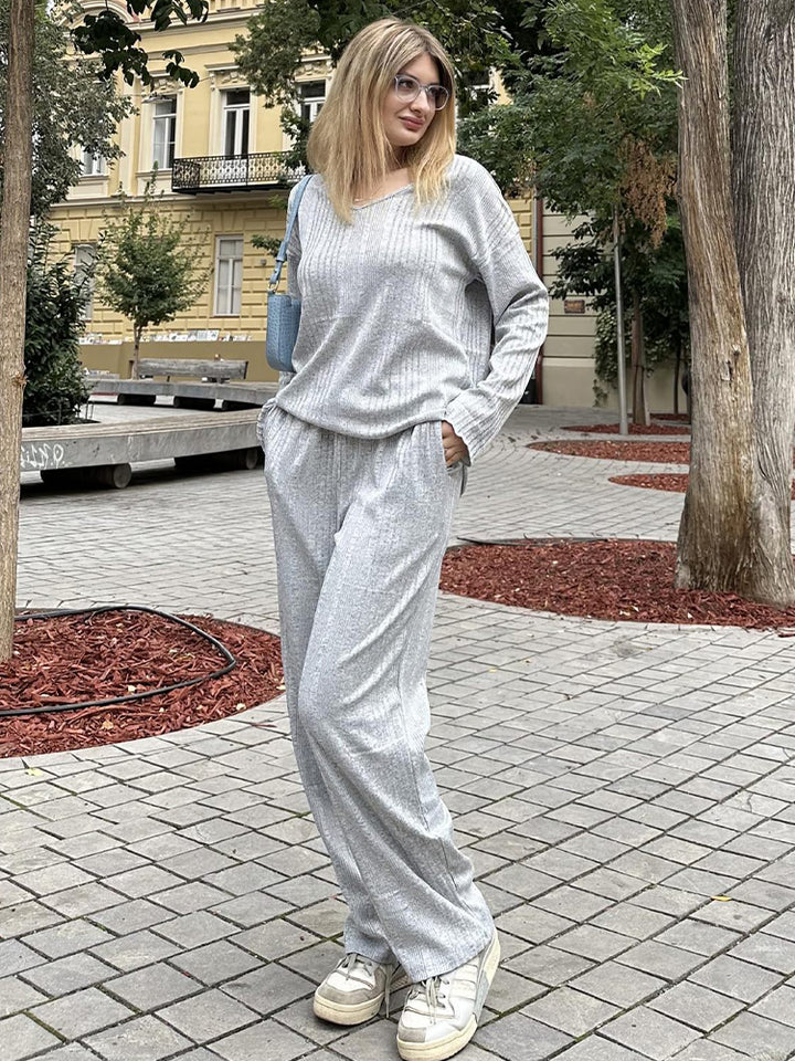 Ribbed Knit Lounge Set with V-Neck for Women