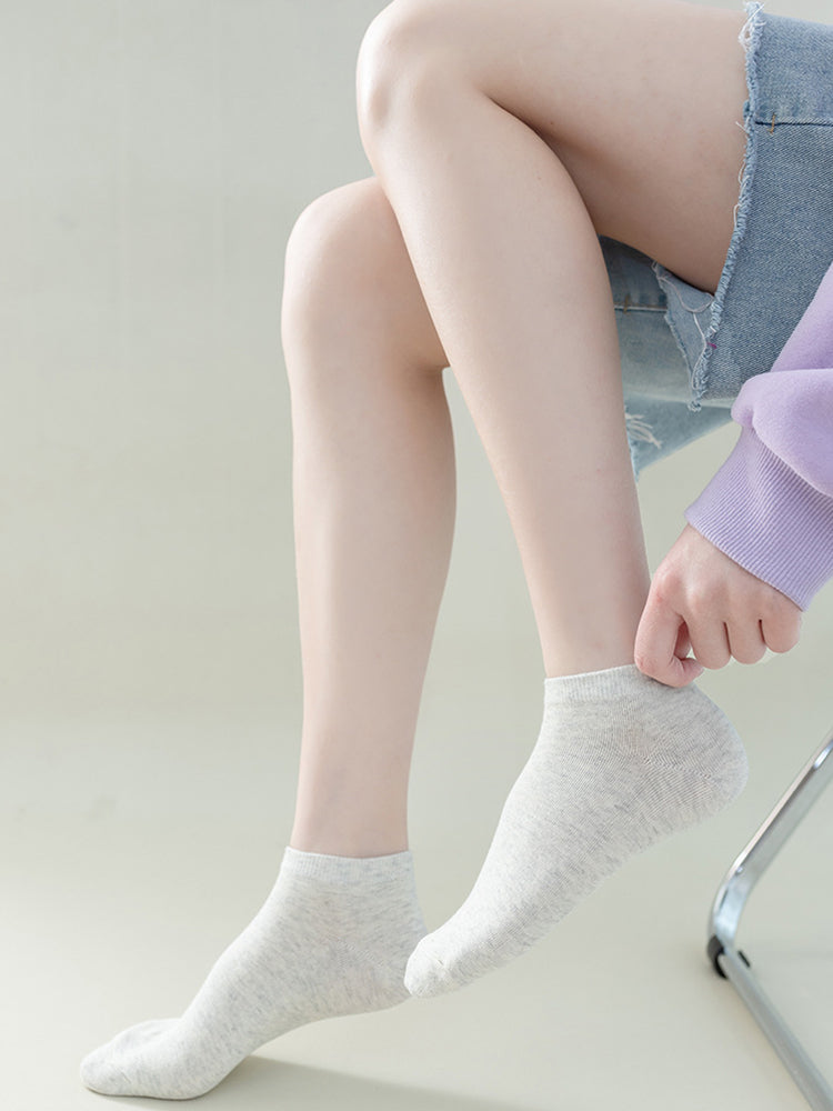 Women's Pure Cotton Candy Color Casual Short Socks