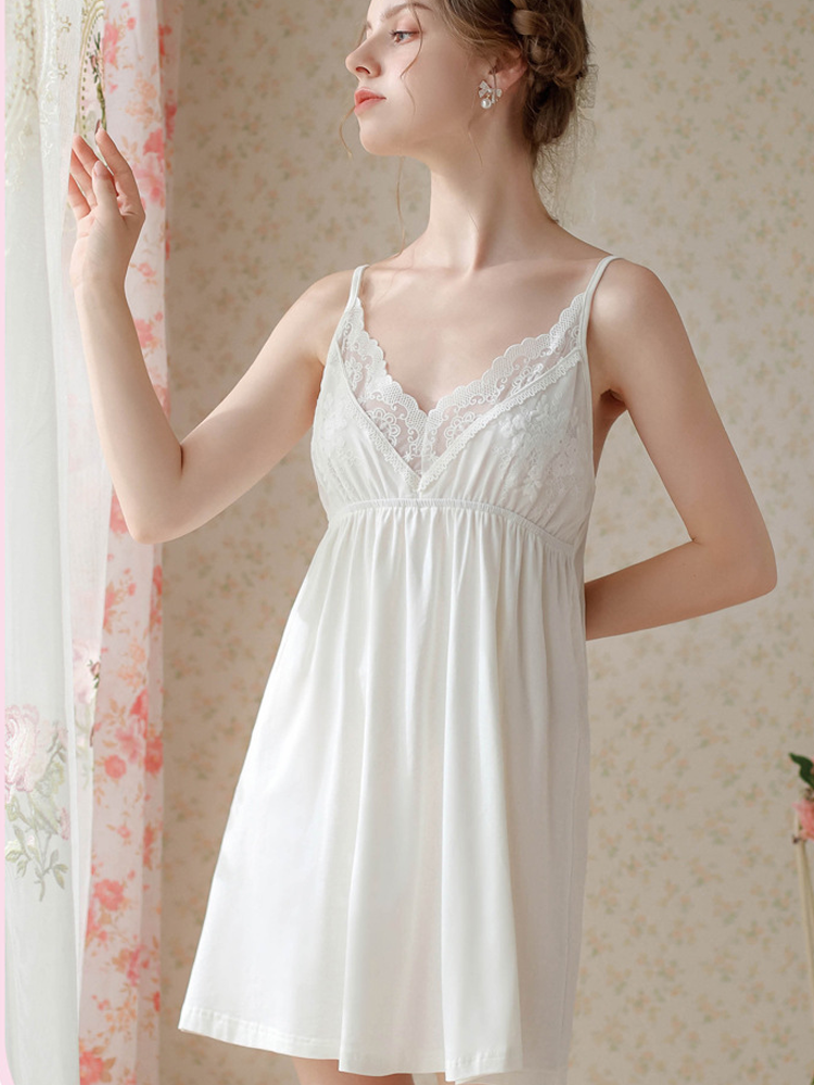 Color_White 1