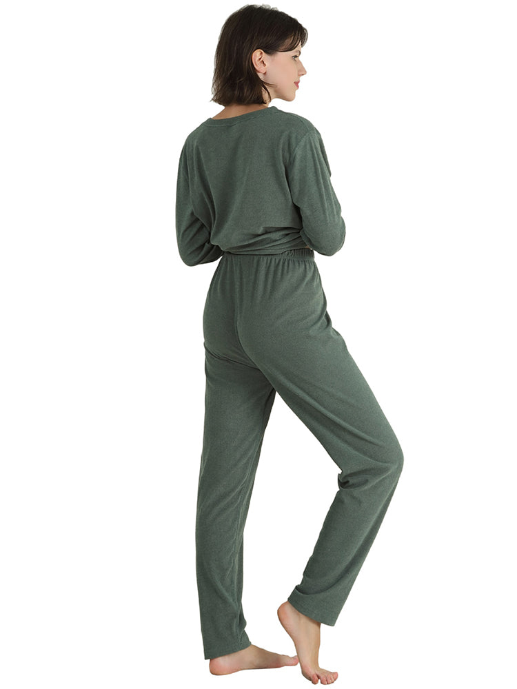Women Solid Fleece Lined Long Sleeve Plus Size Pajama Sets