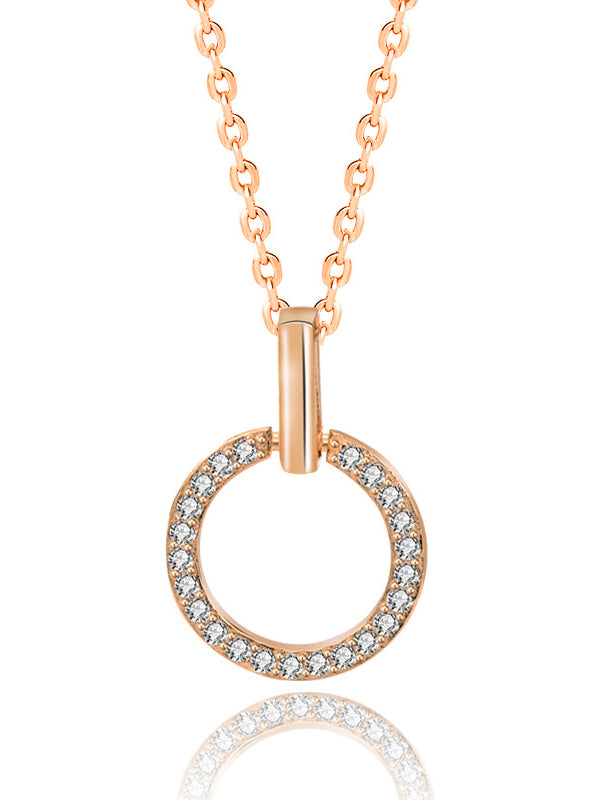 Ring-Shaped Pendant Necklace