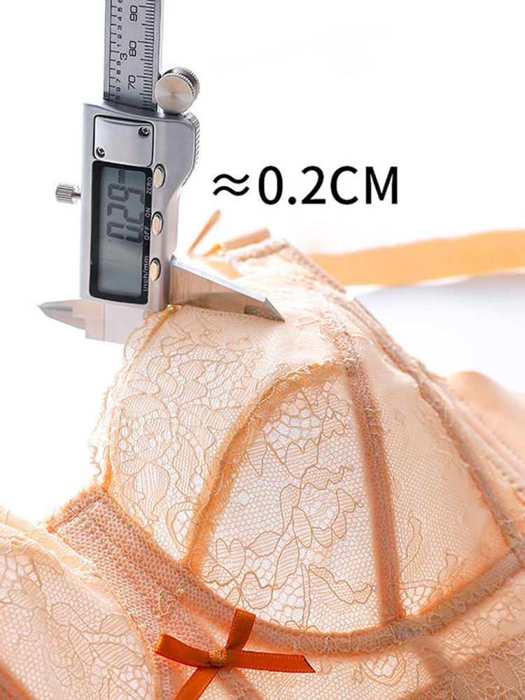 Comfort Lace Wire-Free Minimizer Bra